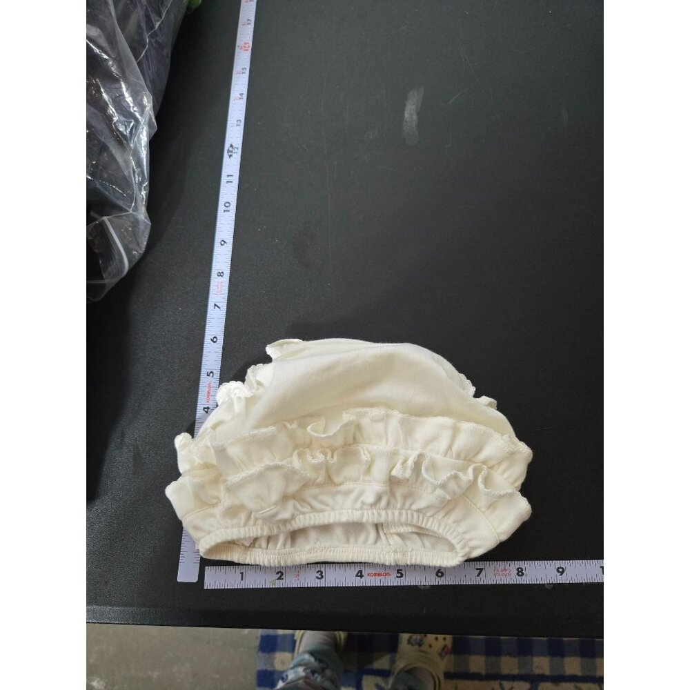 NWT Magnolia Baby White Ruffle Diaper Cover Bloomers Size‎ 3 Months Neutral - Picture 9 of 11